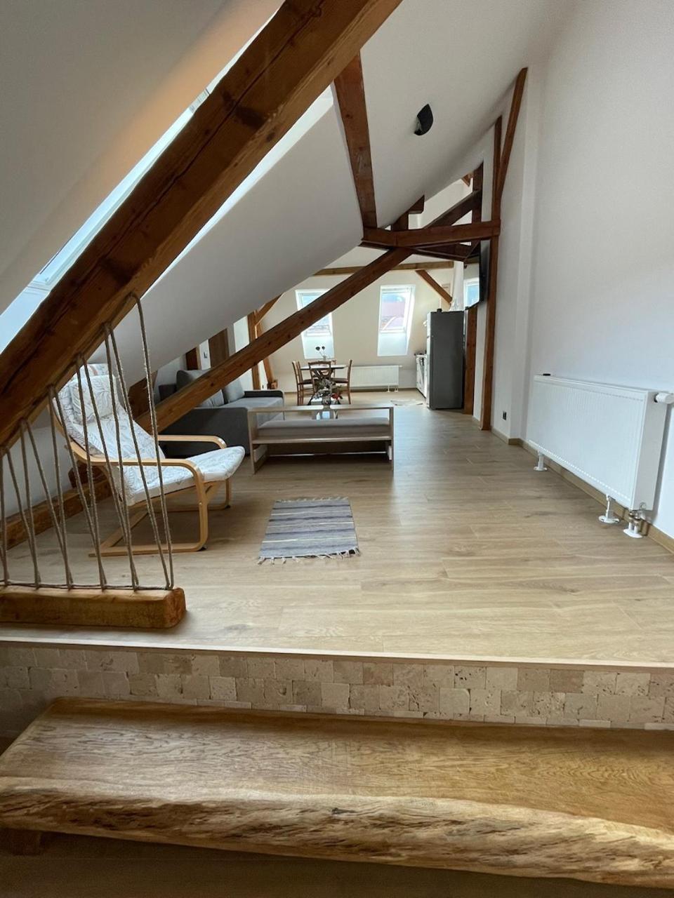 Residence 48 Beautiful Building Within Moments From The Old Town Of Braşov Exteriör bild